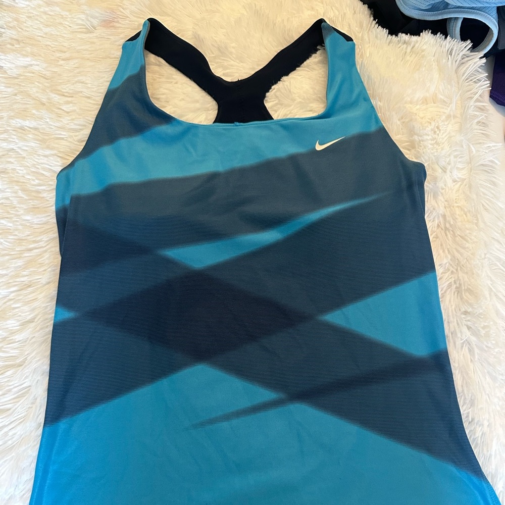 Active wear - multiple brands : Nike, Under Armor or Yoga Smoga